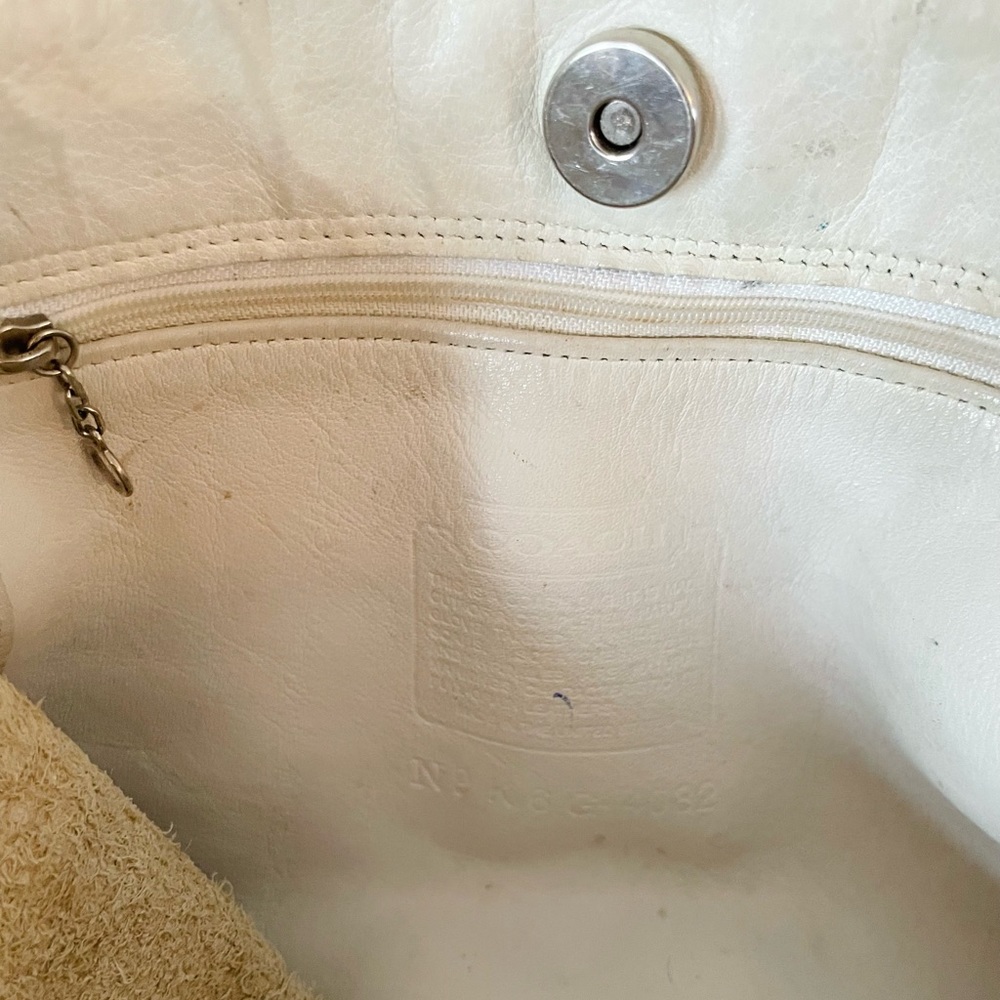 Coach Classic Cream White Large Leather Tote Bag - Picture 10 of 10